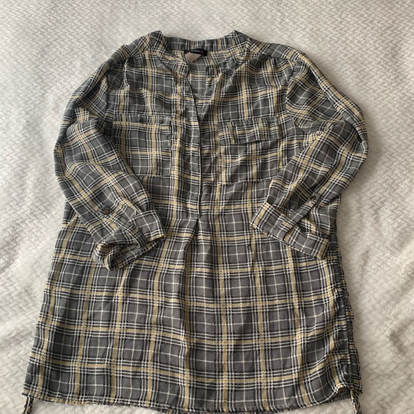 Cocomo Women roll-tab Sleeve printed Top size S - plaid blouse with bags - Picture 11 of 12